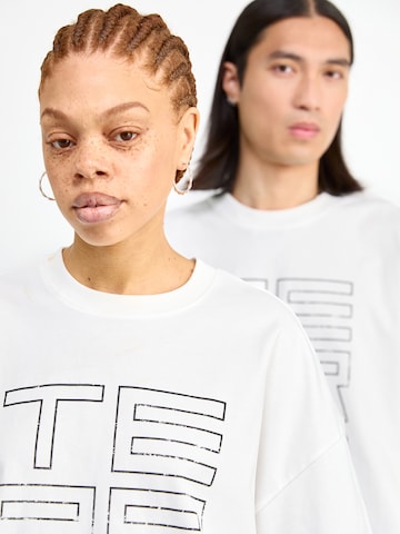 Atelier de roupa Bluser & t-shirts 'TERRA' i hvid