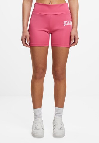 Karl Kani Skinny Shorts in Pink: Vorderseite