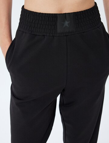Koton Tapered Broek in Zwart
