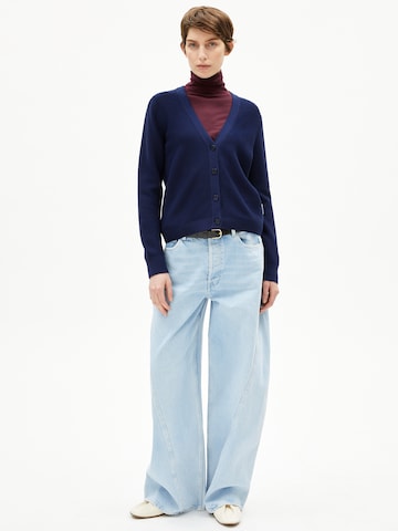 Cardigan ARMEDANGELS en bleu