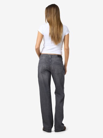 Loosefit Jean 'NMNILA' Noisy may en gris