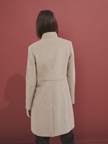 HANNIBAL LAGUNA COLLECTION Outdoormantel 'Women’s coat with a funnel neck and button fastening'‌ in Beige