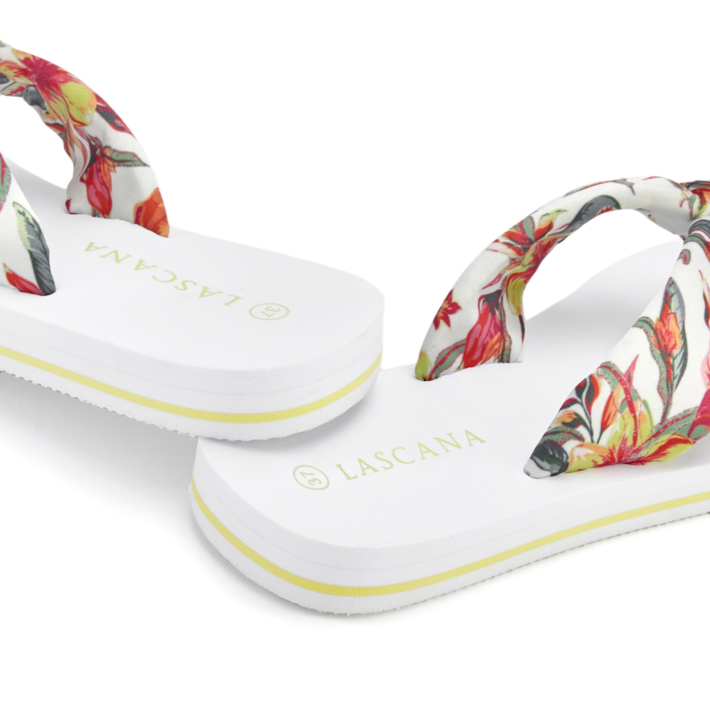 LASCANA Teenslipper in Wit