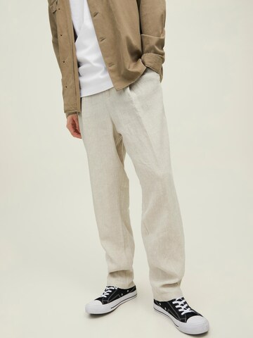 JACK & JONES Tapered Bundfaltenhose 'Bill Theo' in Beige: predná strana