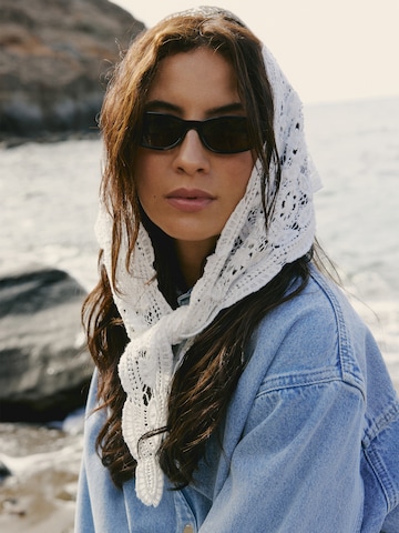 KAVAZI Шал в бяло: отпред