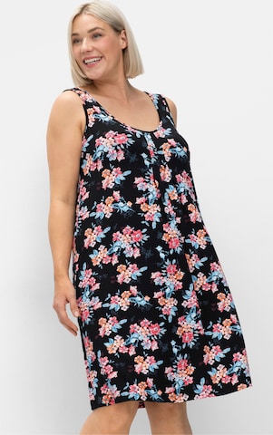 Rochie de plaja de la SHEEGO pe negru: față