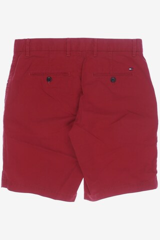 TOMMY HILFIGER Shorts 30 in Rot