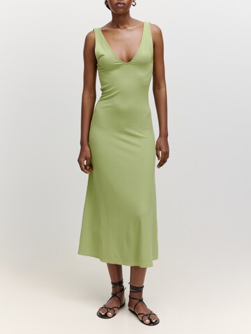 EDITED Φόρεμα 'Inge' σε πράσινο: μπροστά