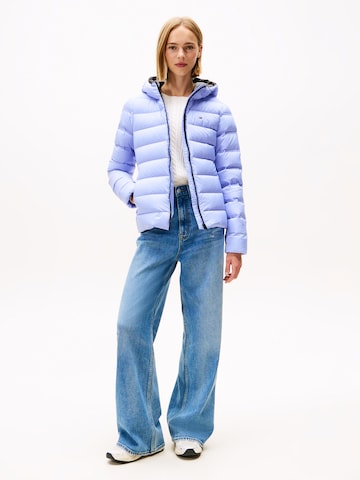 Tommy Jeans Jacke in Blau