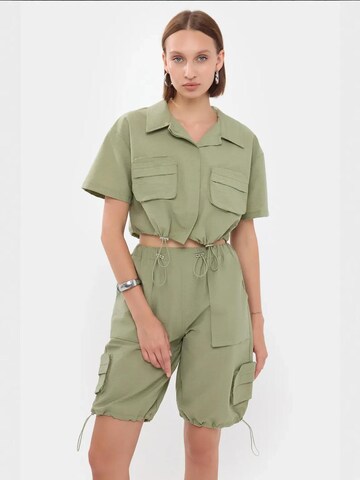 Hiccup - Calças de fato em verde: frente