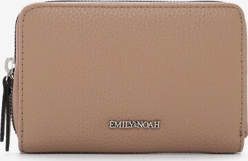 Emily & Noah Wallet 'Ella' in Brown: front