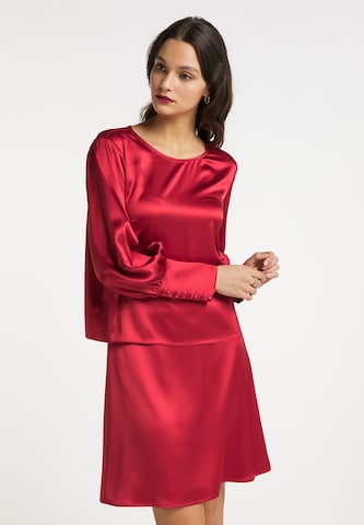 faina Blouse in Rood: voorkant