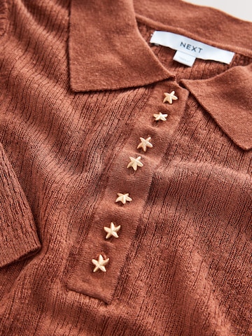 Tricou de la Next pe maro