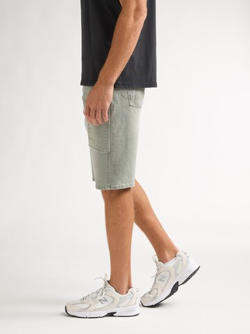 Petrol Industries Regular Jeans i grön