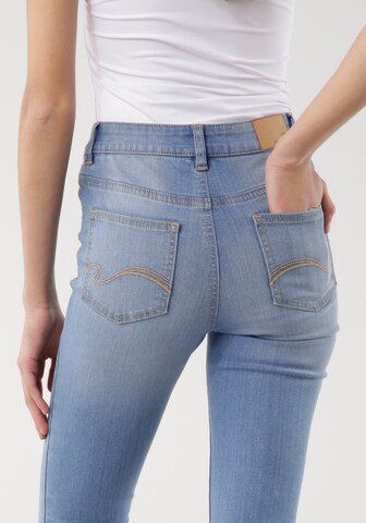 KangaROOS Skinny Jeans in Blue