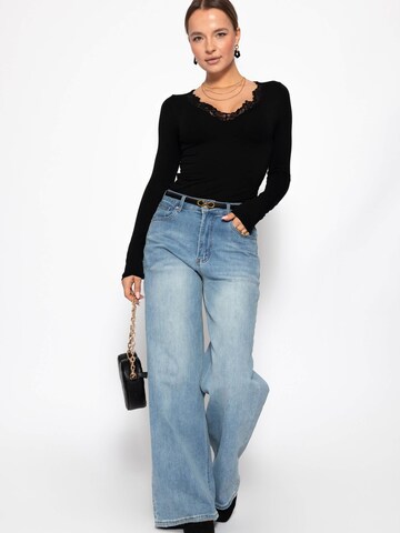 SASSYCLASSY T-shirt i svart