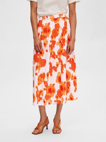 SELECTED FEMME Skirt in Orange: front