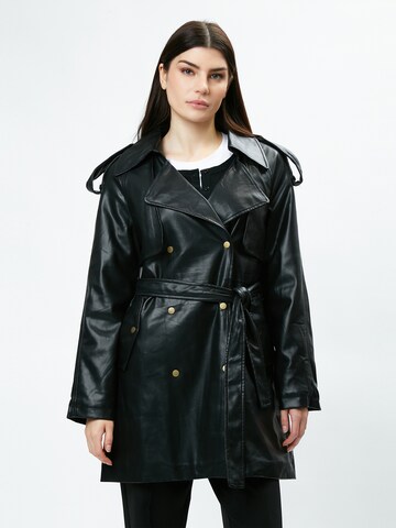 Influencer Between-seasons coat in Black: front
