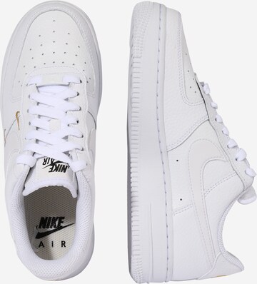 Baskets basses 'Air Force' Nike Sportswear en blanc