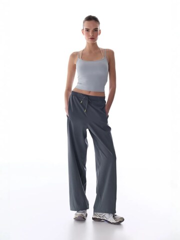 Top 'Tanktops & Camis' de la Penti pe albastru