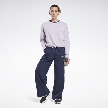 Reebok - Sweatshirt de desporto em roxo