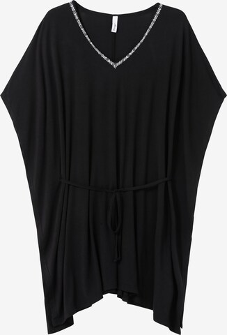 SHEEGO Tunic in Black: front