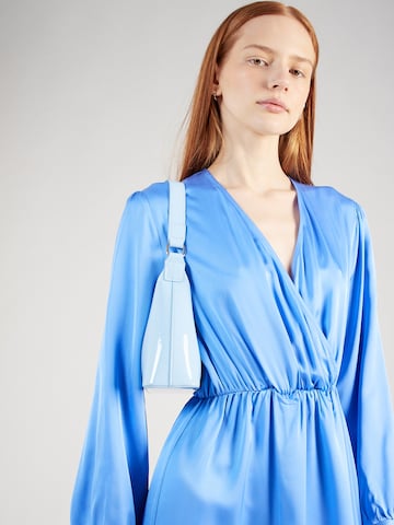 Robe UNITED COLORS OF BENETTON en bleu