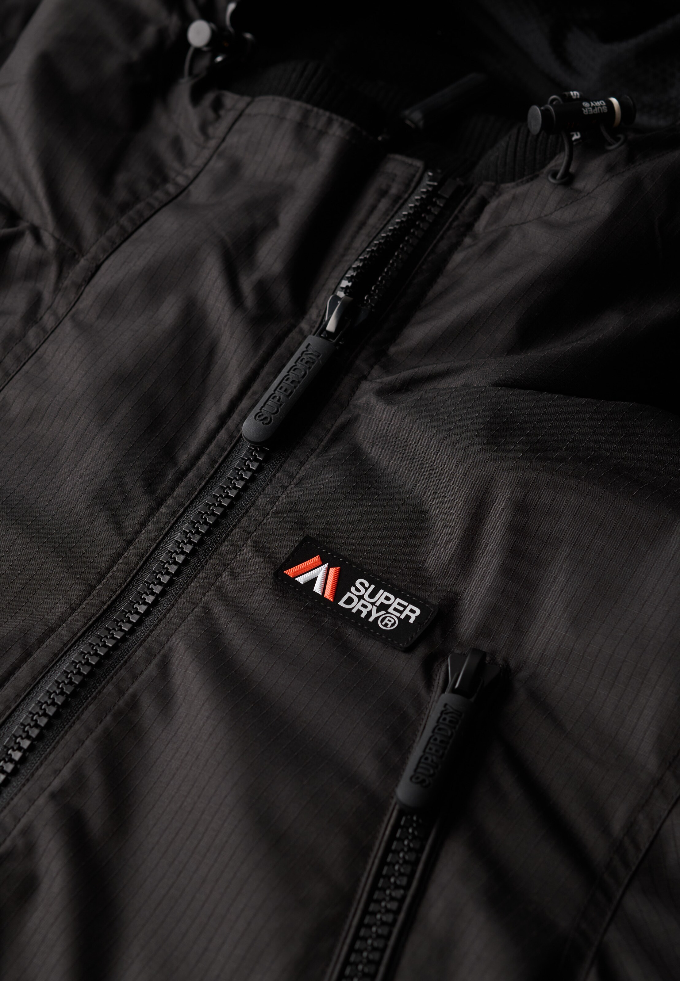 Superdry Átmeneti dzseki - fekete