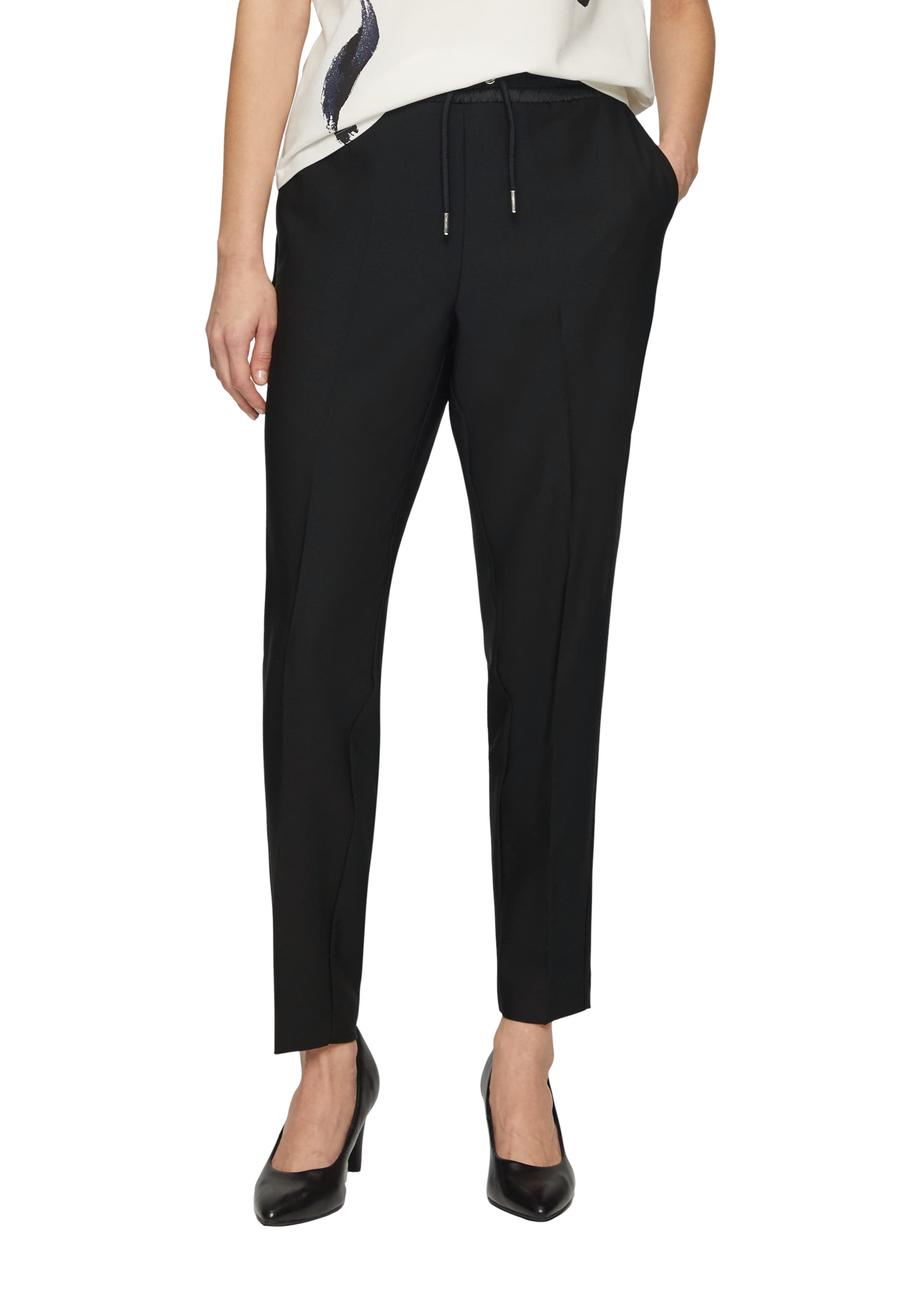 s.Oliver Loosefit Broek in Zwart: voorkant