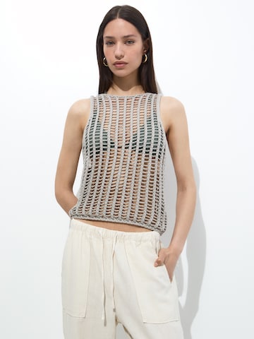 Pull&Bear Knitted top in Grey: front