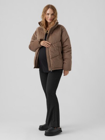 Veste mi-saison 'Debbie Harlie' Vero Moda Maternity en marron