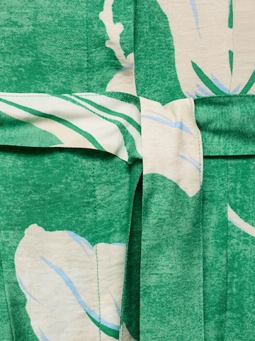 Rochie tip bluză 'FLOR' de la MANGO pe verde