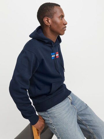 JACK & JONES Mikina 'JJECorp' – modrá
