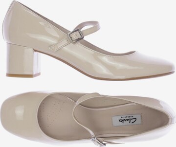 CLARKS High Heels & Pumps in 41 in White: front