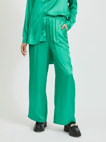 Wide leg Pantaloni di VILA in verde: frontale