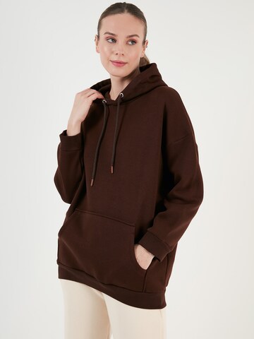 LELA Sweatshirt in Brown