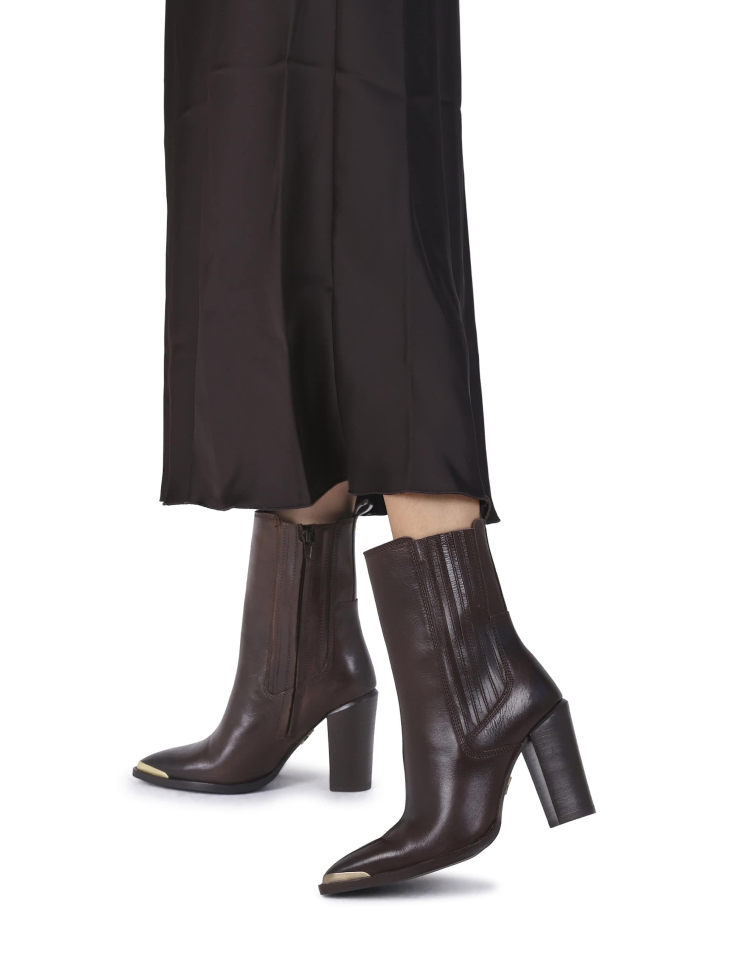 Stivaletto 'New-Americana' di BRONX in marrone: frontale