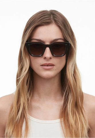 CHIMI Sonnenbrille in Braun