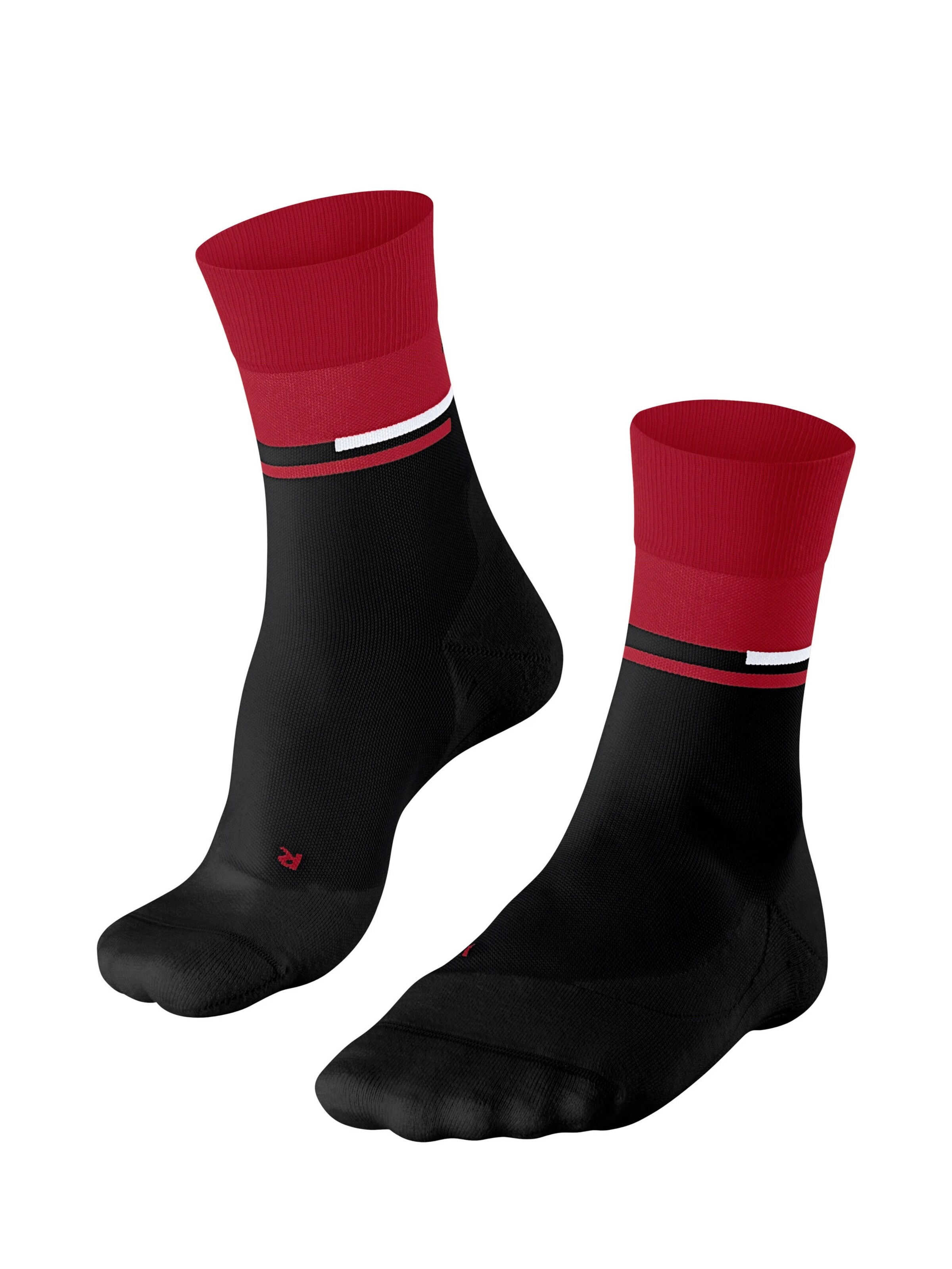 FALKE Athletic Socks 'RU Compression Stabilizing' in Black: front