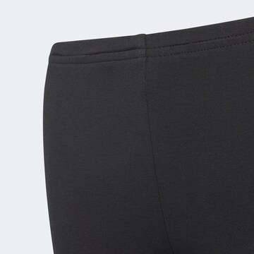 ADIDAS ORIGINALS Skinny Leggingsit värissä musta