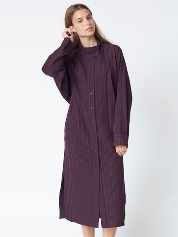 Robe-chemise 'Trinny' co'couture en violet : devant