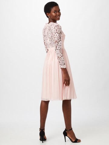 Robe de cocktail Chi Chi London en rose