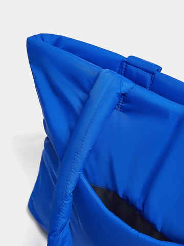 Pull&Bear Nakupovalna torba | modra barva