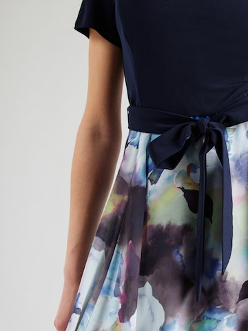 Vera Mont - Vestido en azul