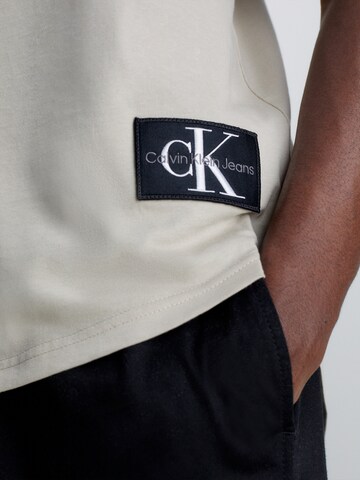 Calvin Klein Jeans Тениска в сиво