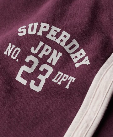 Superdry Tapered Sporthose in Lila