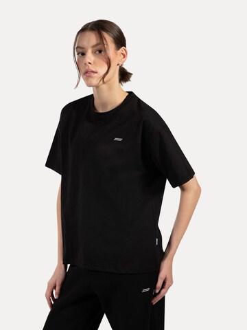 Smilodox Oversize T-Shirt Lyanna in Schwarz