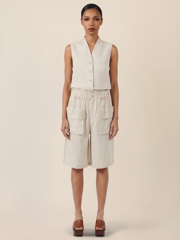 APART Wide Leg Bermuda in Beige: Vorderseite