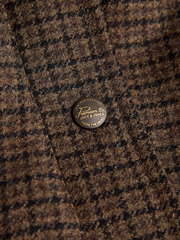 Giacca di mezza stagione 'JPRBLUMELVIN' di Jack & Jones Premium in marrone