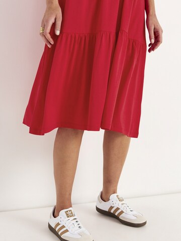 Robe Cellbes of Sweden en rouge